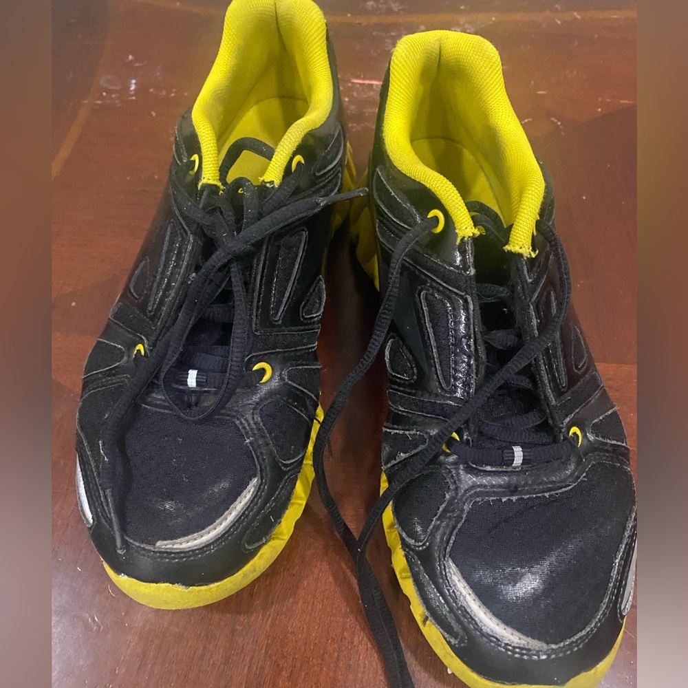 Reebok Athletic Sneakers Shoes size 4 - Picture 4 of 8